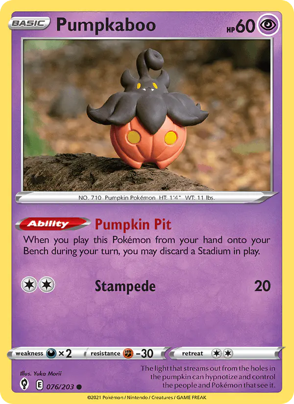 Carta Pumpkaboo 076/203 de Evolving Skies